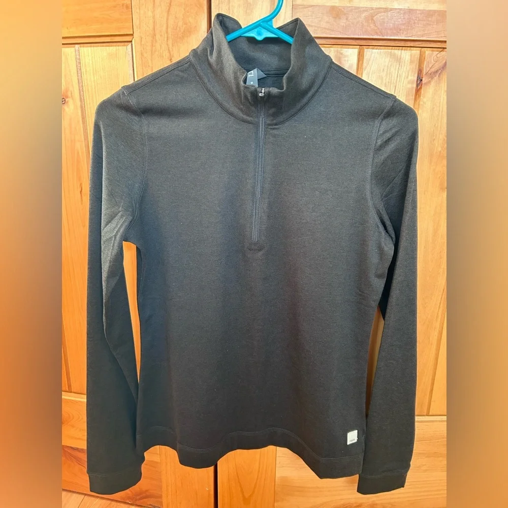 Women’s Vuori Quarter-Zip Pullover - Picture 3 of 5